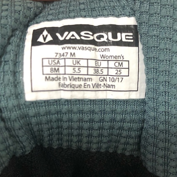 Waterproof Hiking boot *NWT* - Picture 3 of 7